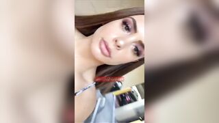 Allison Parker public park lot squirt show snapchat premium 2019/04/25